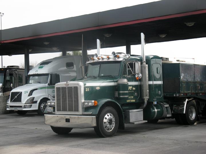 18-Camions 0016.JPG
